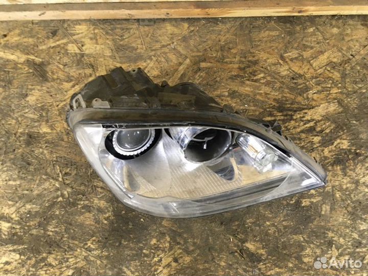 Фара правая Mercedes-Benz Ml-Class W164