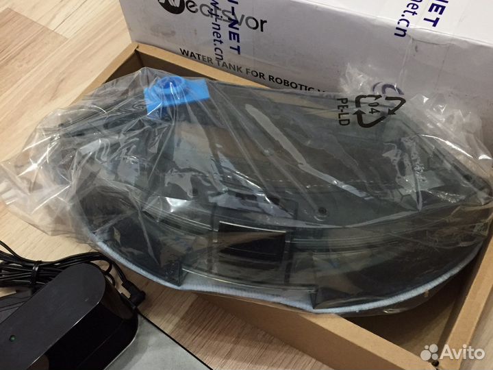 Робот-пылесос neatsvor x500