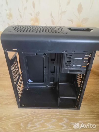 Корпус Boost Q11, 375x460мм