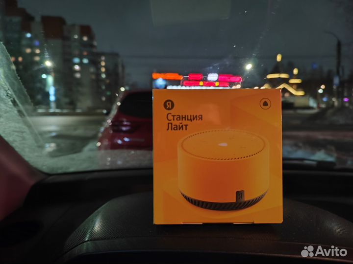 Яндекс станция Лайт