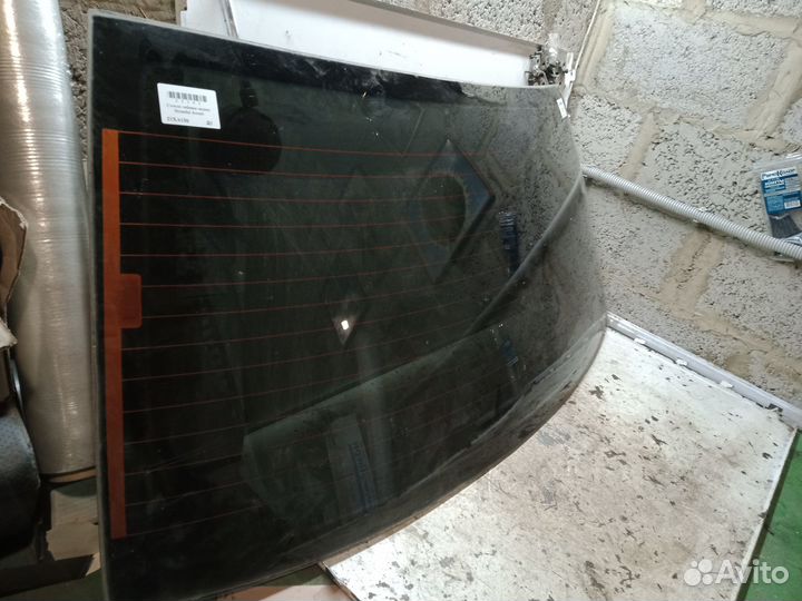 Стекло лобовое заднее Hyundai Accent