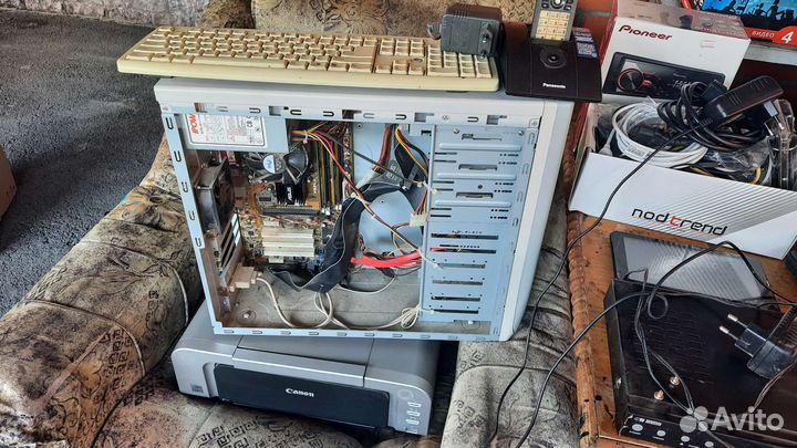 Компьютер, монитор, телефон, планшет