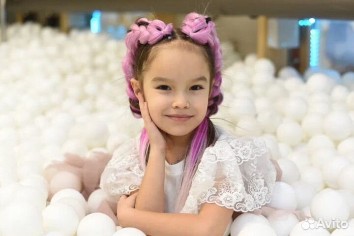 Плетение разнообразных кос(афро,синегалки, и др.)