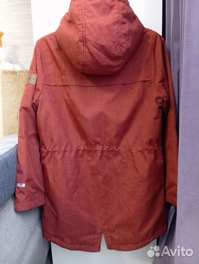 Куртка на мальчика 140-146 см