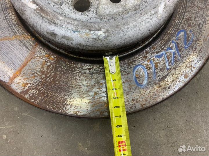 Тормозной диск задний Bmw 730Li F02 (Ф02) N52B30AF