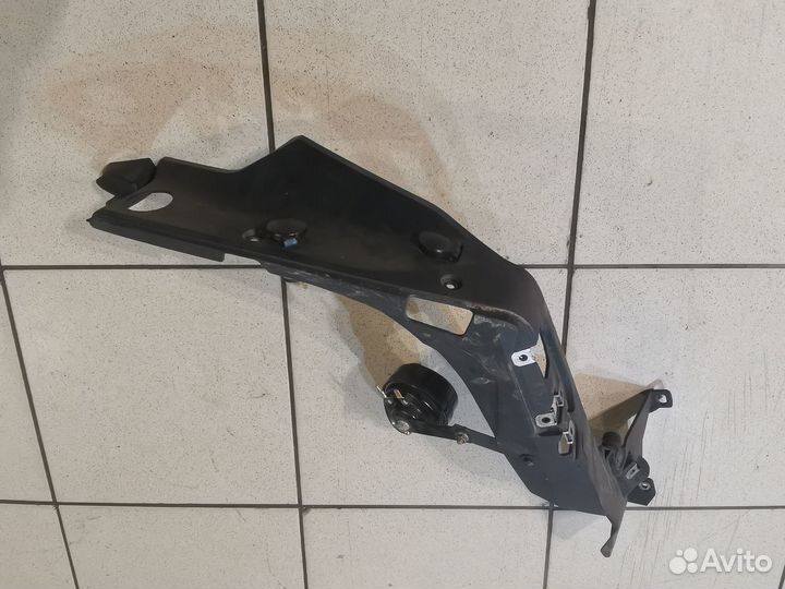 Накладка правая BMW k 1600 gtl