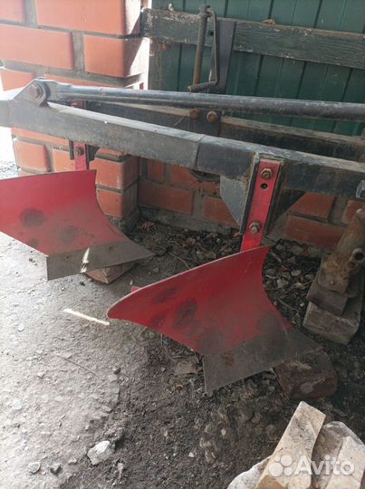 Плуг для минитрактора