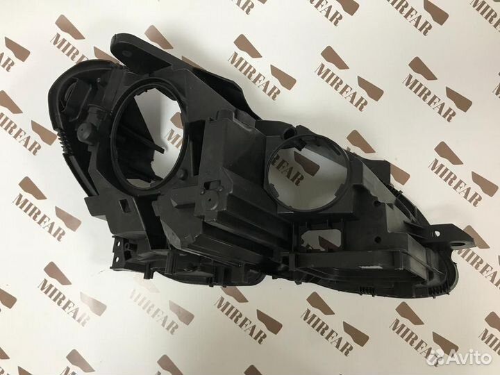 Левый корпус фары Mercedes-Benz C klasse w204