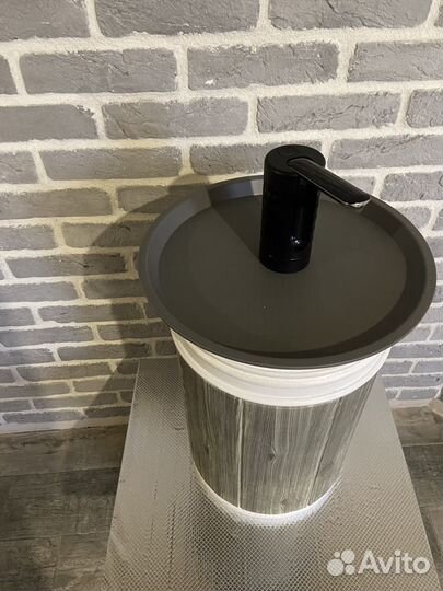 Чехол на бутылку 19 литров с электропомпой