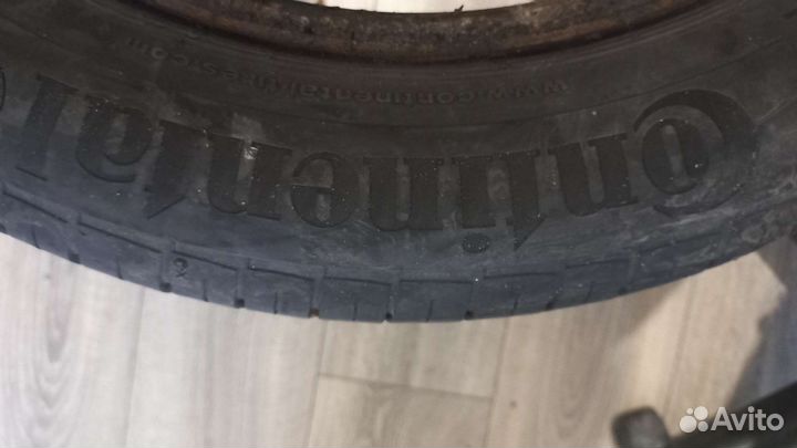 Continental ContiPremiumContact 5 215/55 R17