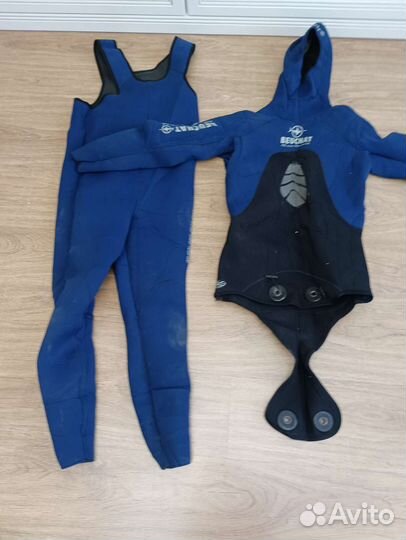 Гидрокостюм