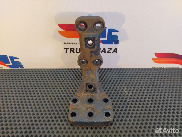 41022894 Кронштейн реактивной тяги