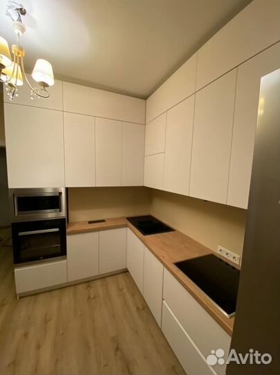 Кухонный гарнитур/ угловая кухня в дом на заказ