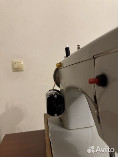 Швейная машинка чайка