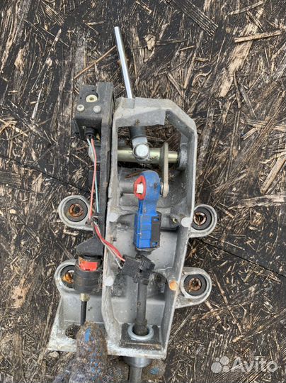 Трос АКПП Mercedes W638 104.900 2.8L