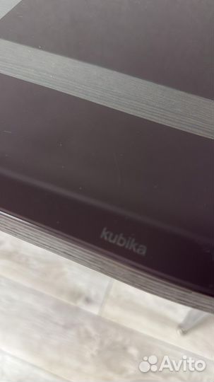 Кухонный стол