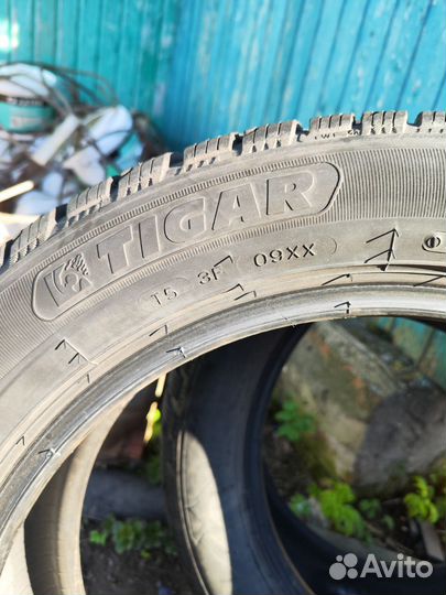 Tigar Winter 215/55 R17 98V