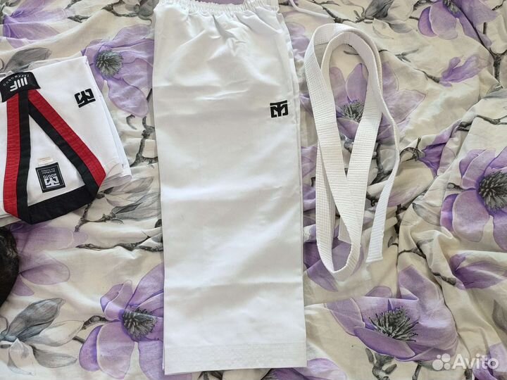 Кимоно для теквондо хапкидо,рост 128-130.8-9 лет