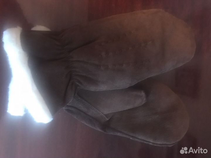 Варежки меховые женские