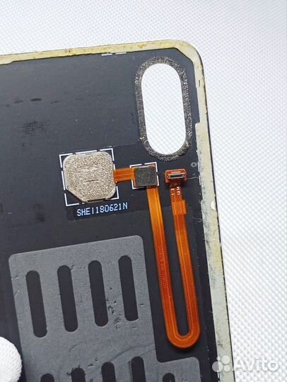 Xiaomi Mi8. Задняя крышка с отпечатком пальца