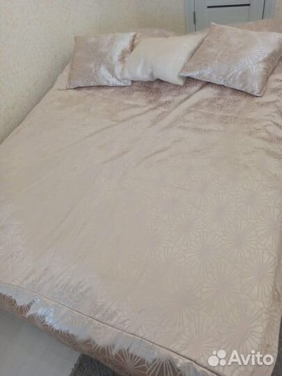 Продам комплект