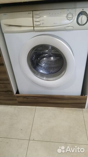 Стиральная машинка бу на запчасти Candy csbl85