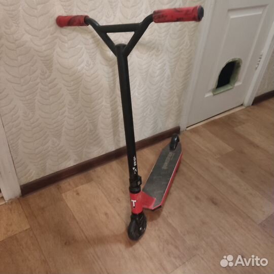 Трюковой самокат