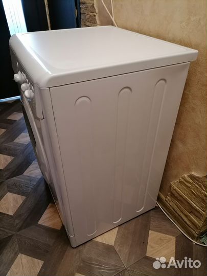 Стирально сушильная машина