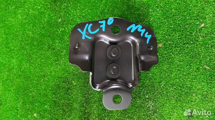 Петля замка двери задняя Volvo Xc70 B5254T2 2004