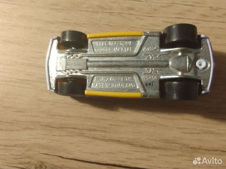 Hot wheels машинки