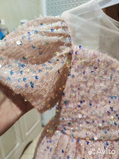 Платье для девочки пышное 116