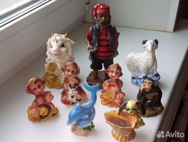 Сувениры и статуэтки