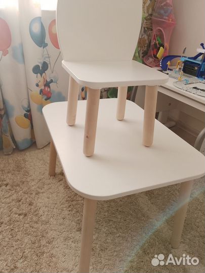 Столик и стульчик для детей