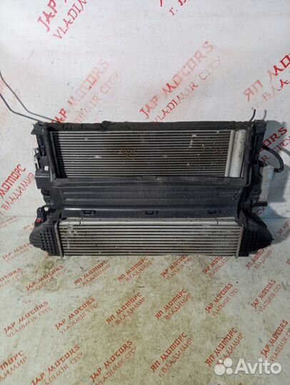 Радиатор охлаждения двигателя Volvo V40 хетчбек