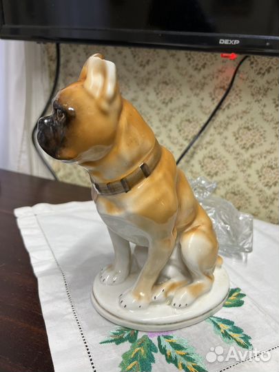 Фарфоровые статуэтки