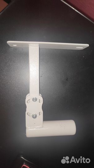 Кронштейн настенный для антенны