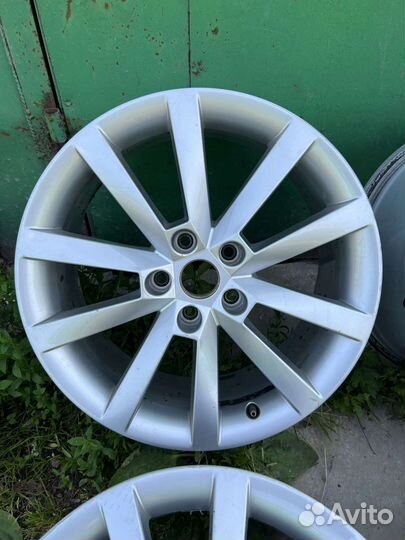 Диски оригинал skoda alaris R18