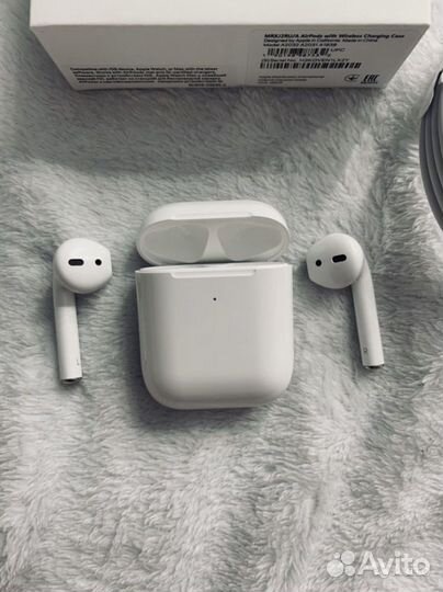 Беспроводные наушники новые