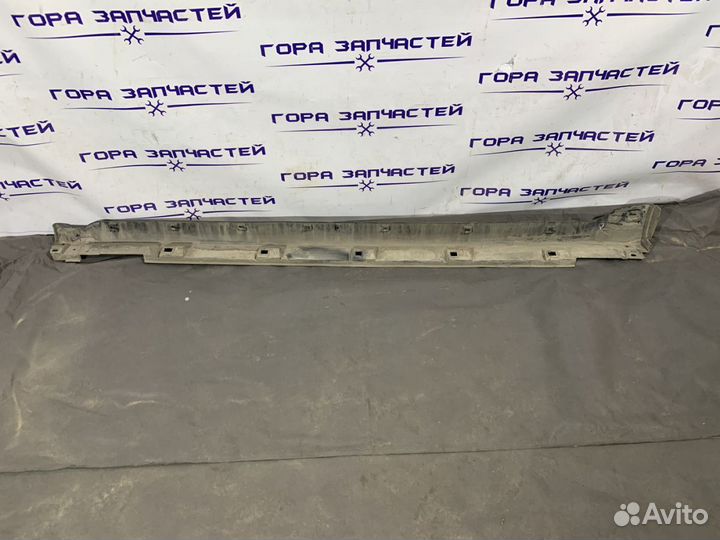 Накладка на порог правая Subaru XV GP G33