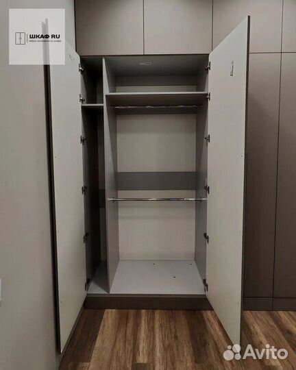 Шкаф распашной с фрезеровкой