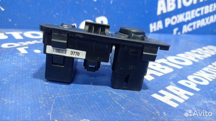 Блок кнопок Chevrolet Spark хэтчбек B10S1 2012