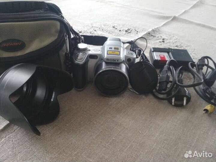 Цифровой фотоаппарат sony cyber shot