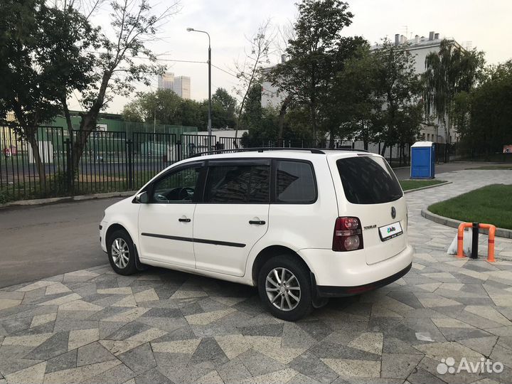 Volkswagen Touran 1.4 AMT, 2009, 211 900 км