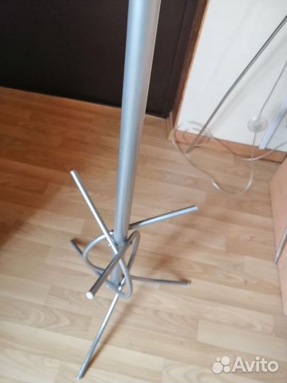 Вешалка напольная