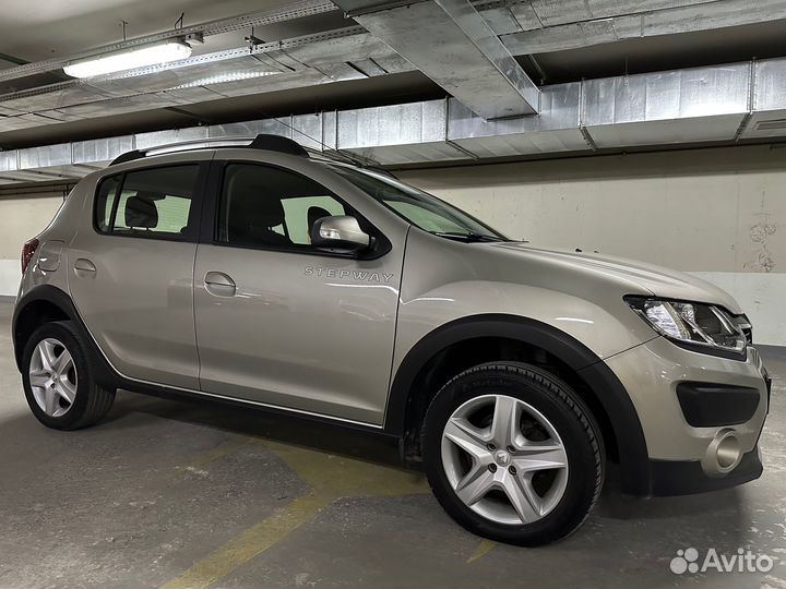 Renault Sandero Stepway 1.6 AT, 2017, 35 500 км