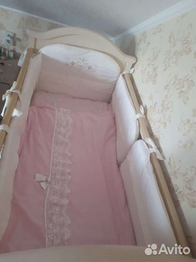 Детская кроватка