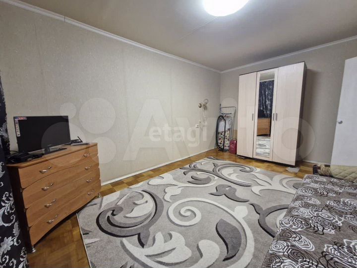 1-к. квартира, 30 м², 9/9 эт.