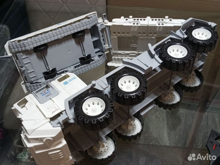 Тягач танк катер вертолет субмарина Арктика