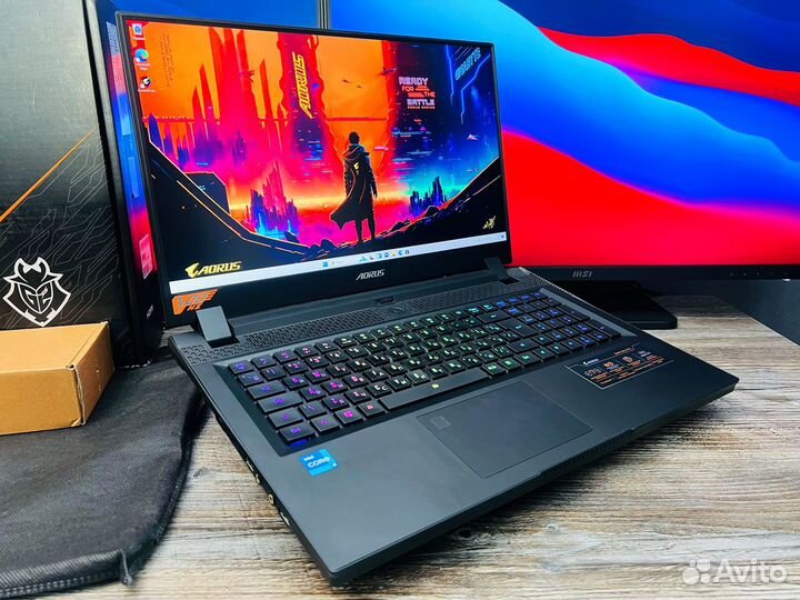 Aorus 17 300Hz RTX 3060+i7 11800H 16Gb 100% sRGB