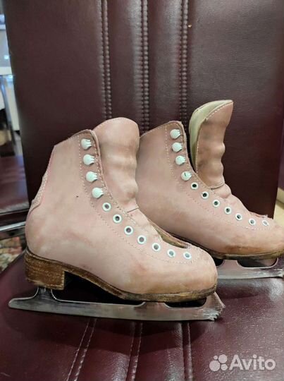 Фигурные коньки wifa